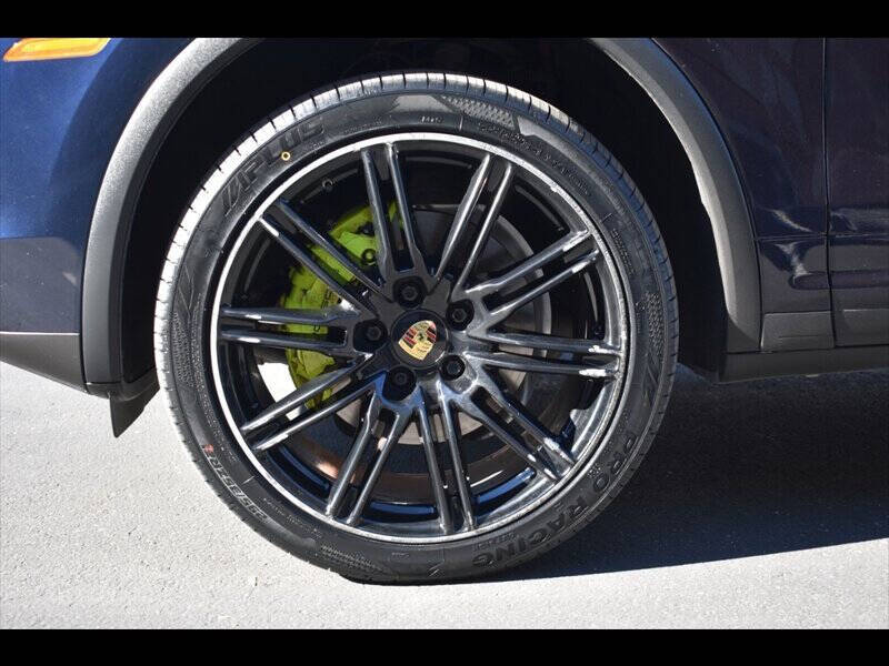 2017 Porsche Cayenne S E-Hybrid