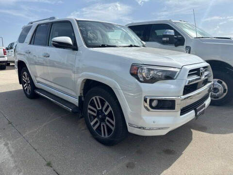 2020 Toyota 4Runner SR5 Photo