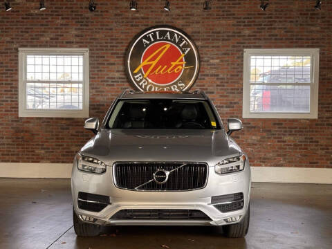 2016 Volvo XC90 T6 Momentum