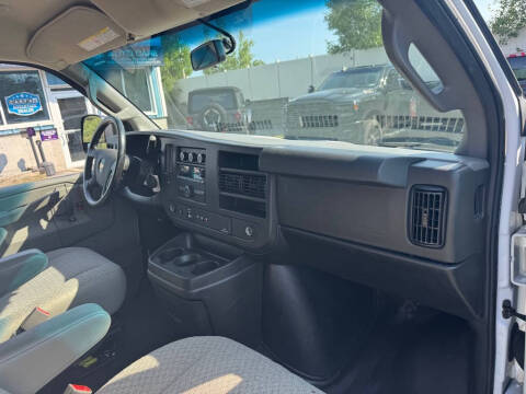 2021 Chevrolet Express 2500