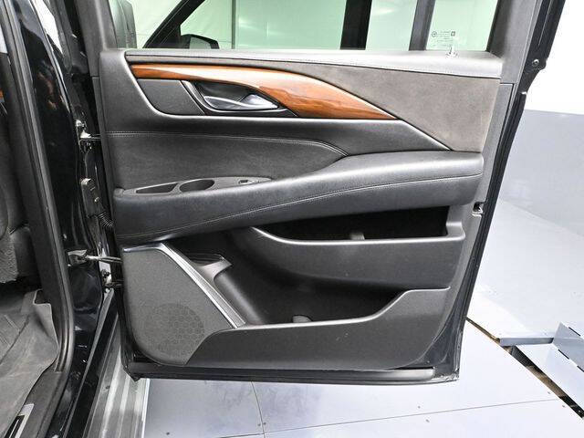 2017 Cadillac Escalade ESV Luxury