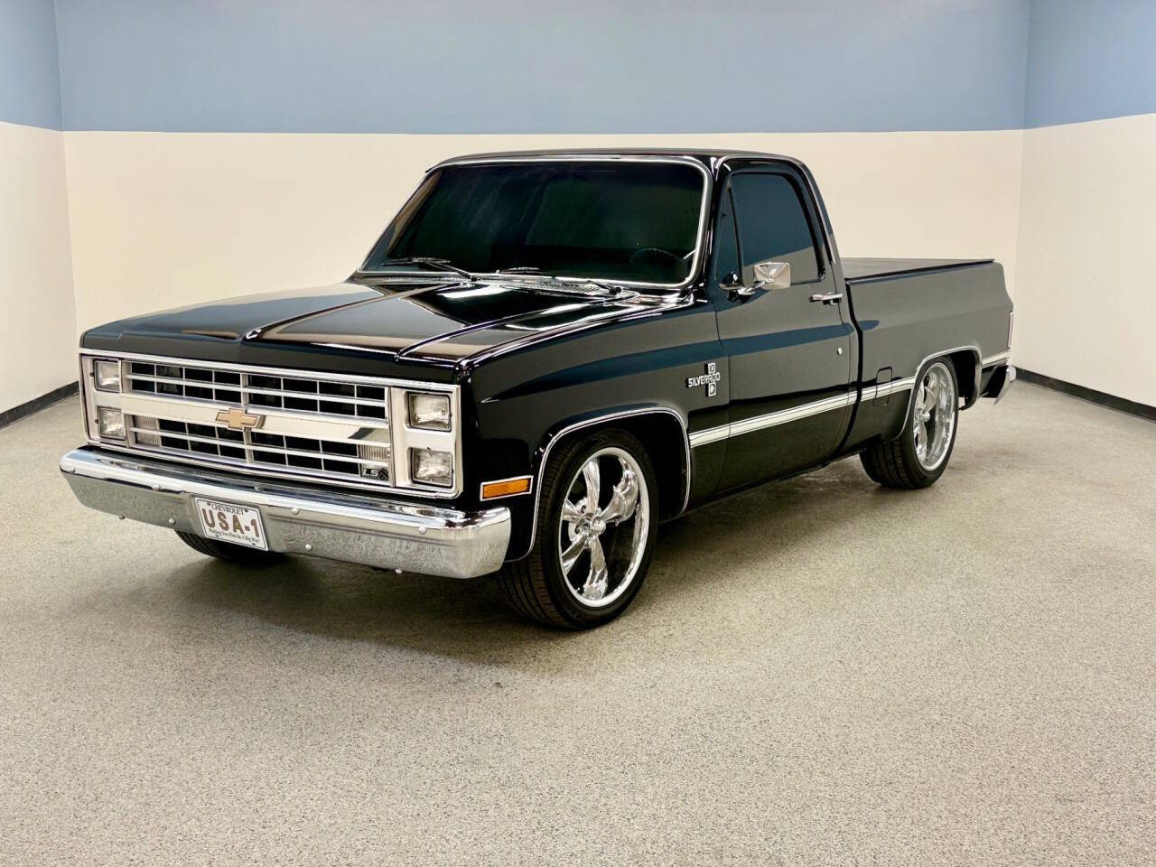 1987 Chevrolet R/V 10 Series 1