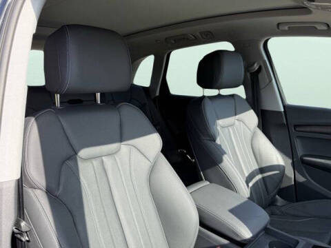 2024 Audi Q5 e quattro S line Premium 55 TFSI