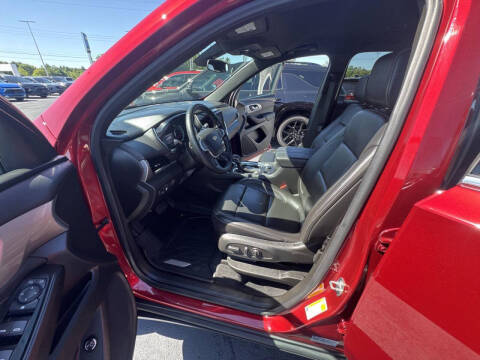 2023 Chevrolet Traverse LT Leather