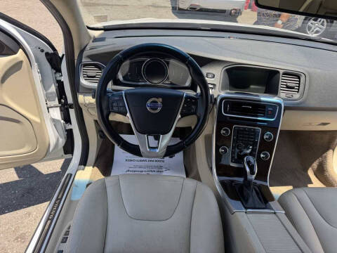 2015 Volvo S60 T5 Drive-E Premier