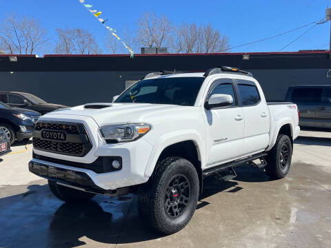 2017 Toyota Tacoma for sale at A & J AUTO SALES in Eagle Grove IA