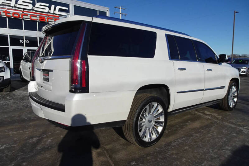 2019 Cadillac Escalade ESV Platinum