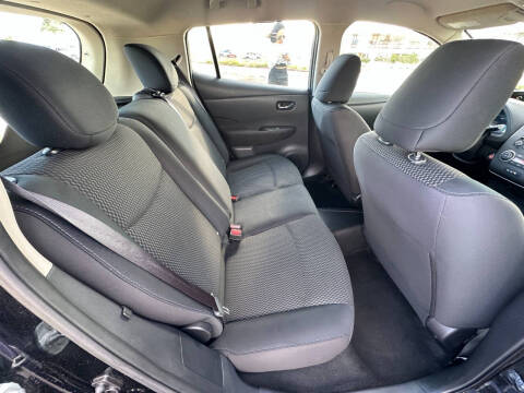 2015 Nissan LEAF S