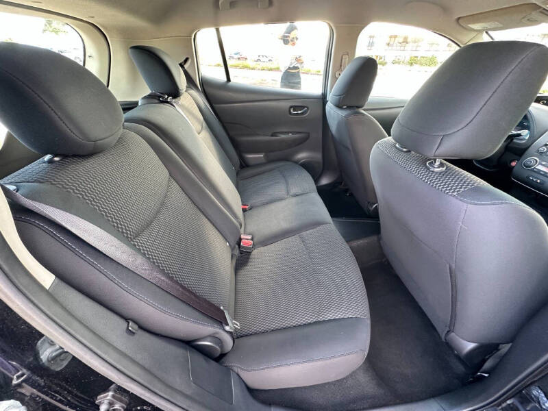 2015 Nissan LEAF S