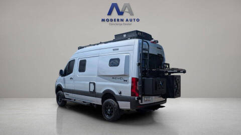 2022 Mercedes Sprinter Van Winnebago