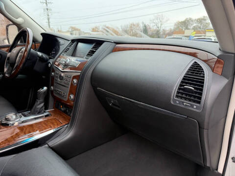 2019 Infiniti QX80 Luxe