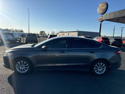 2016 Ford Fusion S