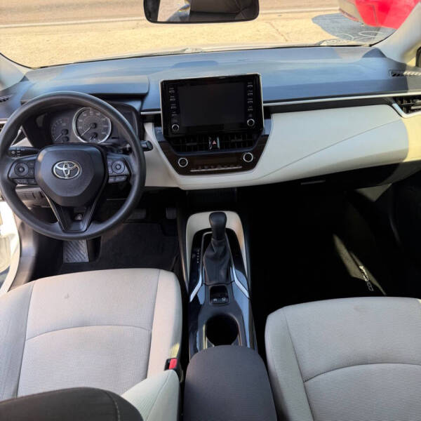 2020 Toyota Corolla LE