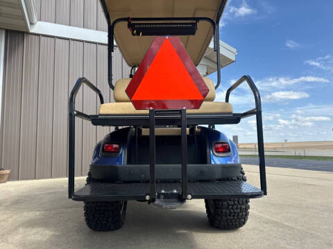 2019 E-Z-GO EXPRESS S4 PKG