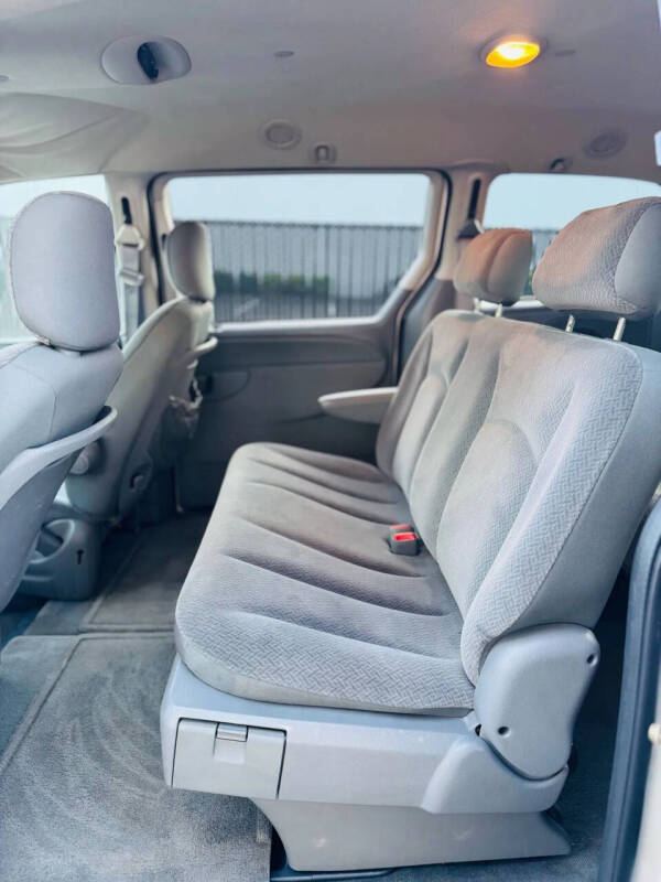 2005 Dodge Grand Caravan
