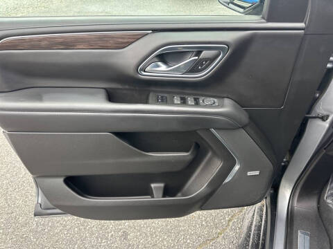 2022 Chevrolet Suburban LT