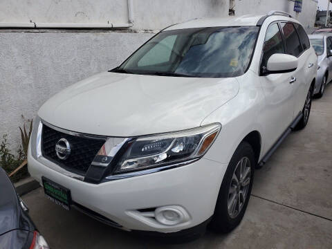 2013 Nissan Pathfinder for sale at Express Auto Sales in Los Angeles CA