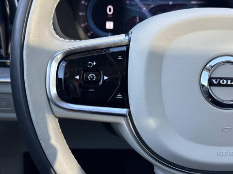 2024 Volvo S60 B5 Ultimate Dark Theme