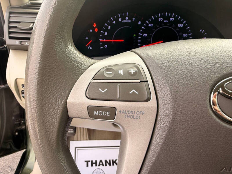 2010 Toyota Camry LE