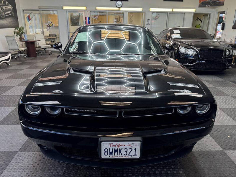 2021 Dodge Challenger SXT