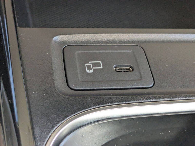 2023 Mercedes-Benz GLB GLB 250