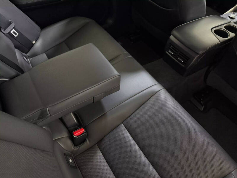 2015 Lexus IS 250 Crafted Line