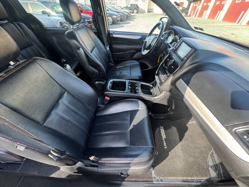 2017 Dodge Grand Caravan GT