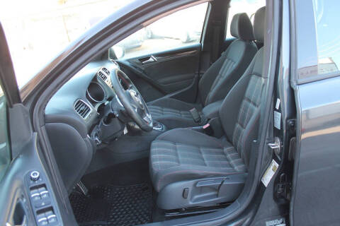 2013 Volkswagen GTI Base PZEV