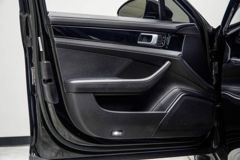 2021 Porsche Panamera 4