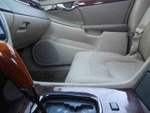 2005 Cadillac DeVille DTS