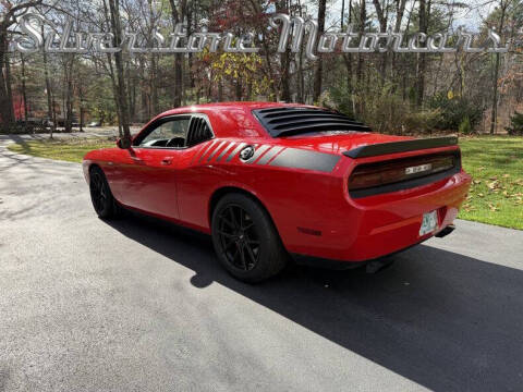 2010 Dodge Challenger SRT8