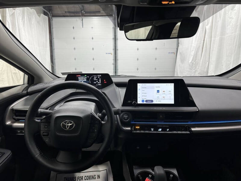 2025 Toyota Prius XLE