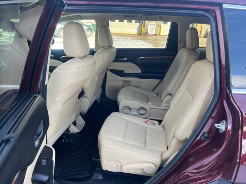 2018 Toyota Highlander Limited Platinum