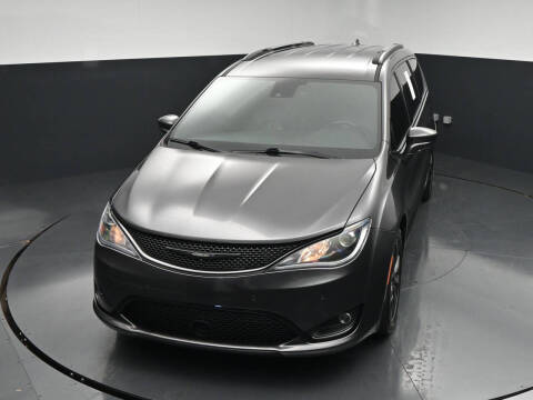 2019 Chrysler Pacifica Touring L Plus