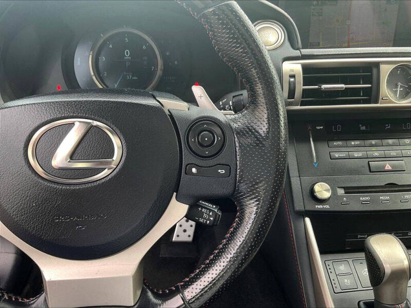 2016 Lexus IS 300