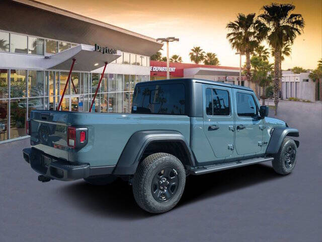 2025 Jeep Gladiator Sport
