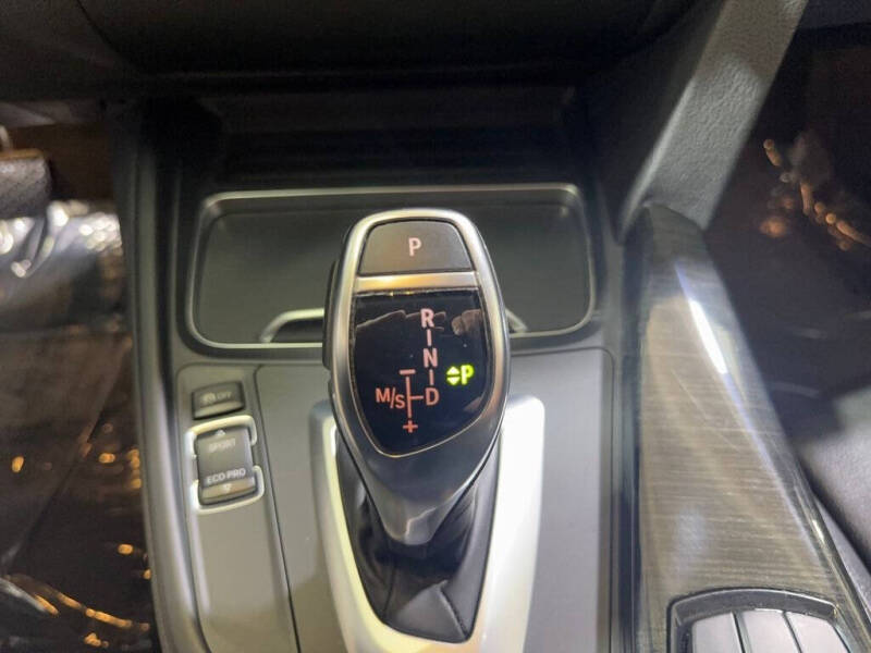 2018 BMW 3 Series 330i