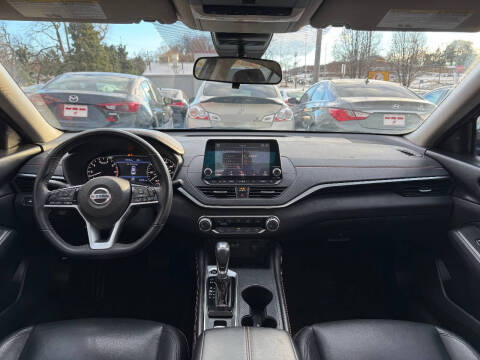 2020 Nissan Altima 2.5 SR