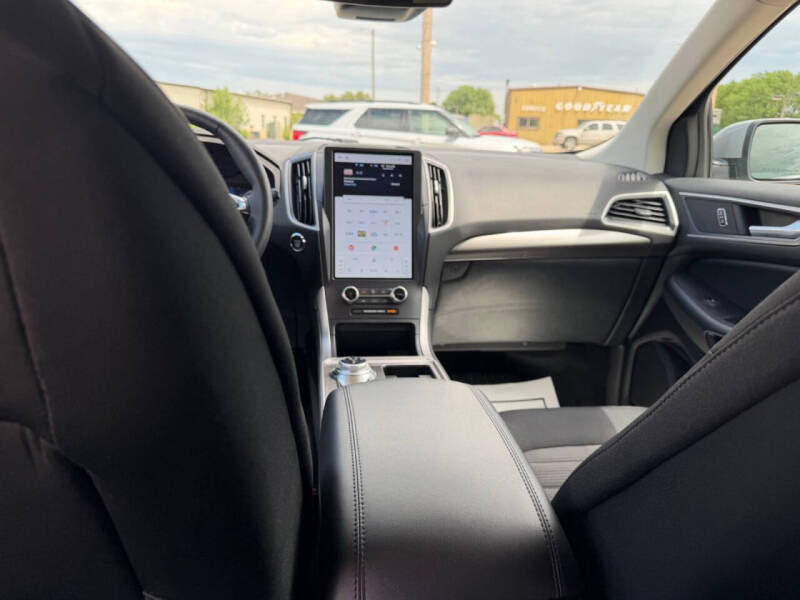 2024 Ford Edge