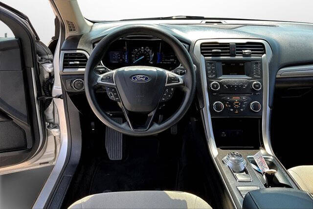 2017 Ford Fusion Hybrid S