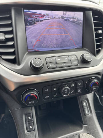 2017 GMC Acadia SLT-1