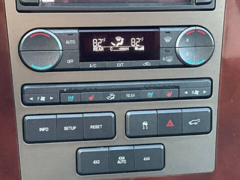 2011 Lincoln Navigator L