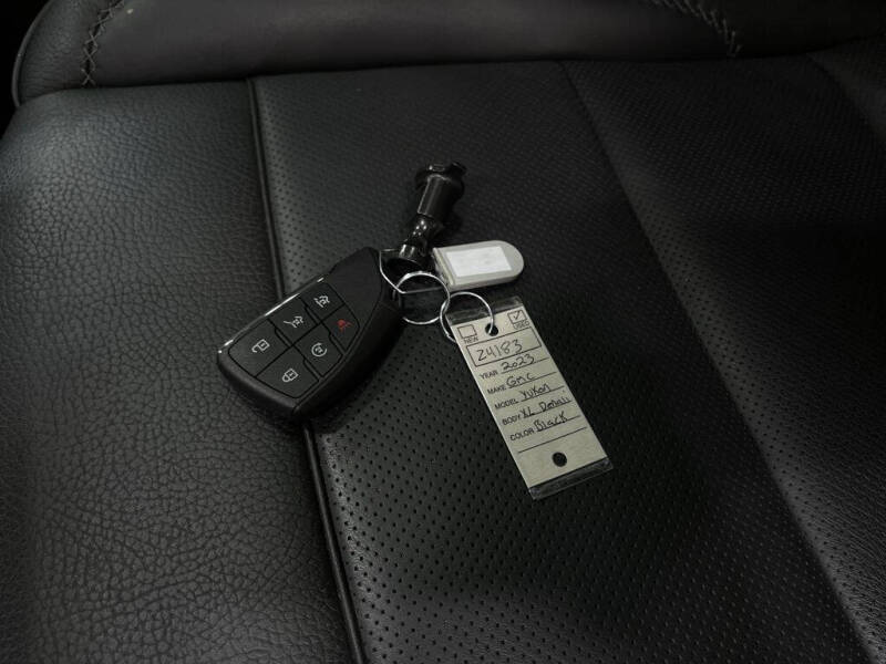 2023 GMC Yukon XL Denali