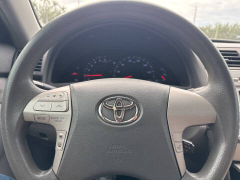 2011 Toyota Camry LE