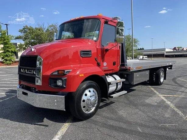 2024 Mack MD6