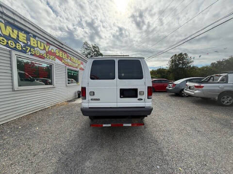 2006 Ford E-Series E-350 SD