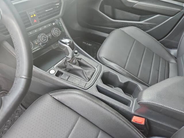 2023 Volkswagen Jetta SE