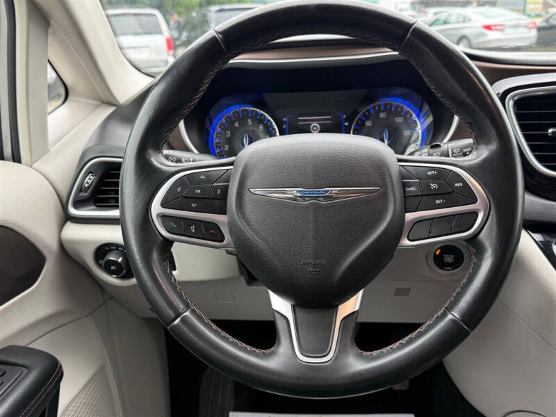 2018 Chrysler Pacifica Touring L