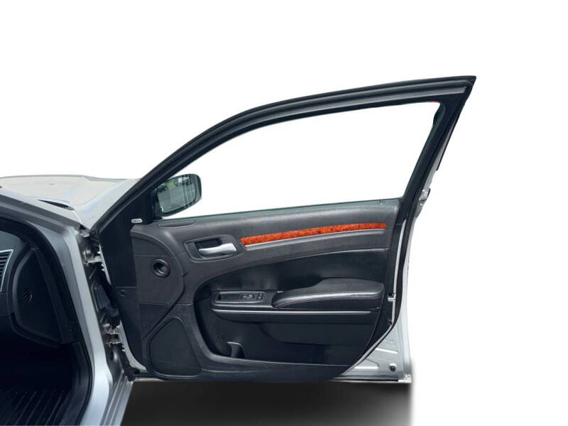 2012 Chrysler 300 Limited