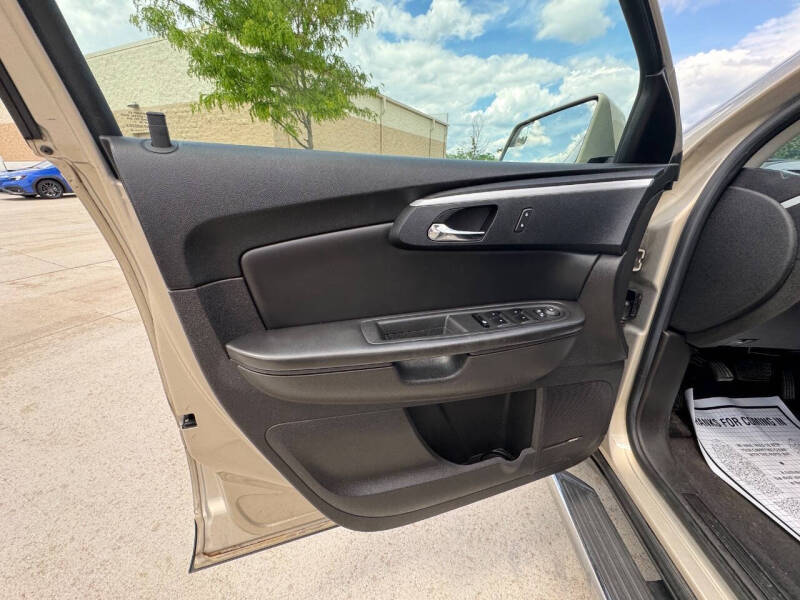 2010 Chevrolet Traverse LT